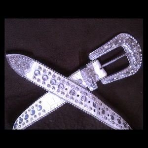 Rhinestone and white belt.